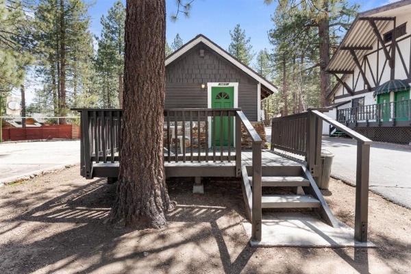 Black Forest Lodge image 10