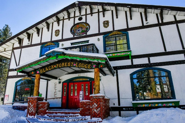 Black Forest Lodge image 2